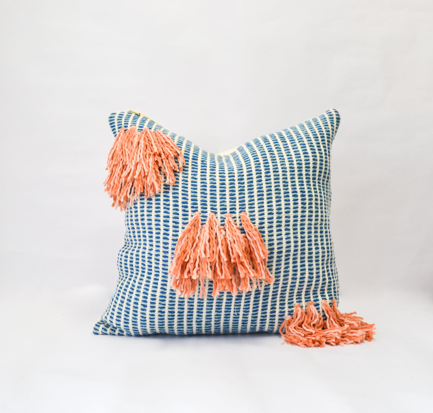 Pillow Cover Naidi with Tassels